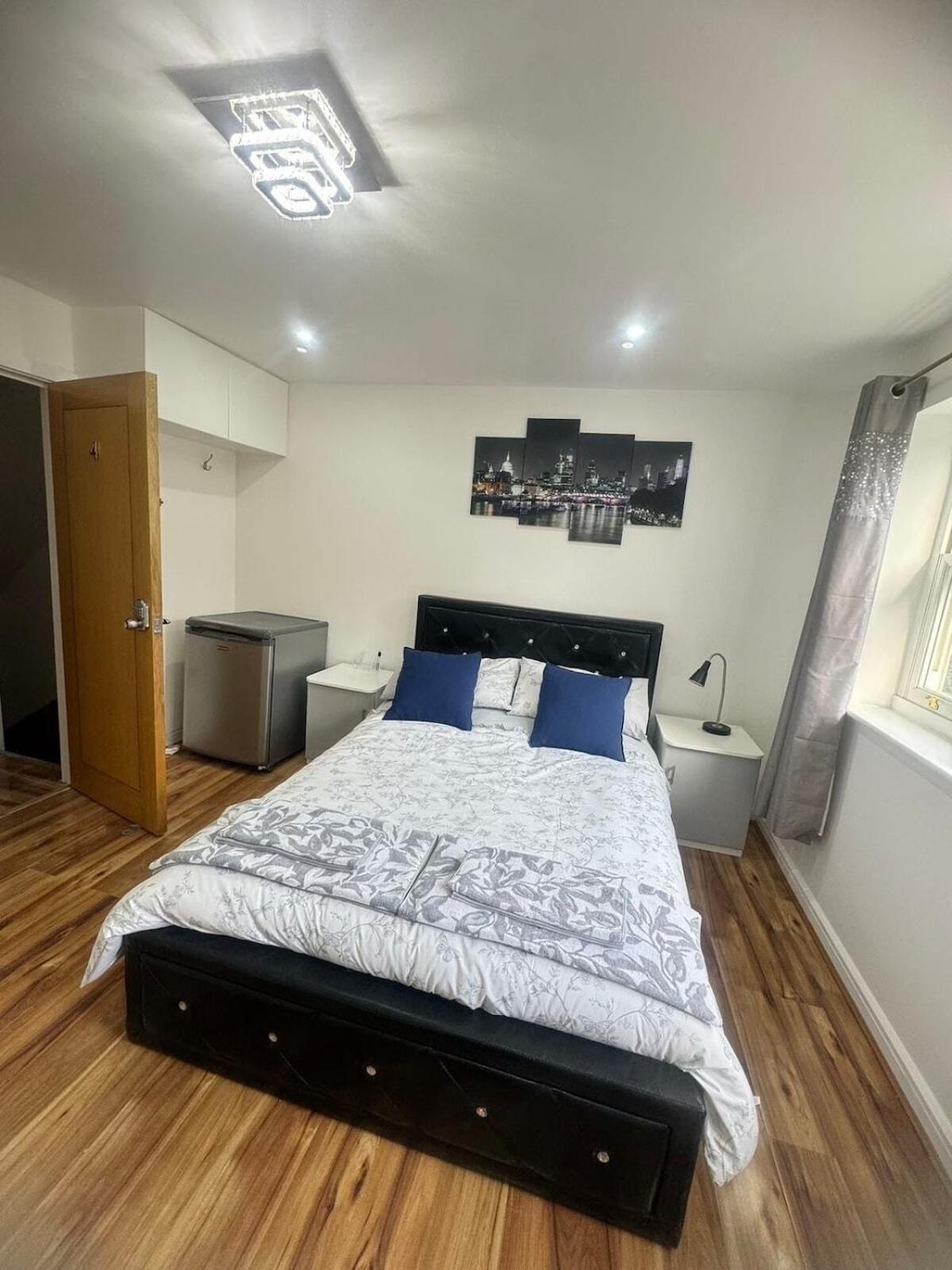 לונדון Tina Guest House מראה חיצוני תמונה